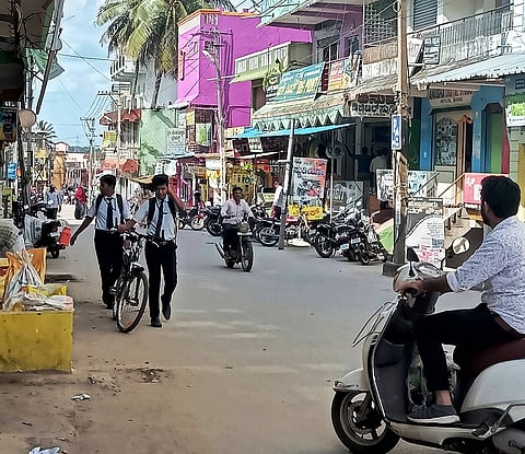 HUN-OCT-7-3(GOKULA ROAD HUNSUR)