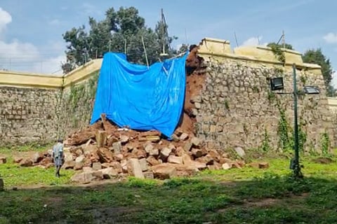 Mysore Palace fort wall collapsed