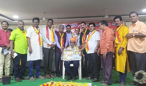 State Level Award To dilipkumar Dongarge Photo