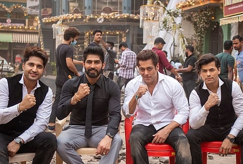 Vijender Singh with Salman Khan