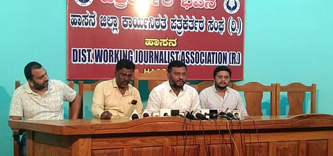 ಸೋಲಿನ ಭೀತಿಯಿಂದ ಅನುಕಂಪ ರಾಜಕೀಯ
