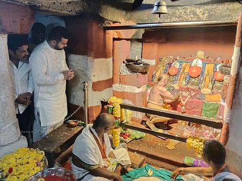 ಹಾಸನಾಂಬ ದೇವರ ದರ್ಶನ ಪಡೆದ ಸಂಸದ ಪ್ರಜ್ವಲ್ ರೇವಣ್ಣ