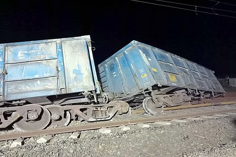 train accident in vijayapura