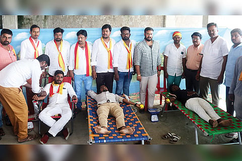 031122 Sindhanuru Blood donation camp