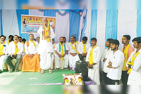 151122 Gorebala Kanakadasa Jayanti