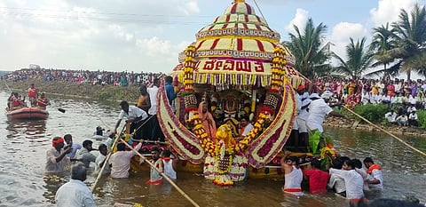 ಕೆರೆಕಟ್ಟೆಗಳು ಮನುಷ್ಯನಿಗಷ್ಟೇ ಅಲ್ಲ ಪ್ರಾಣಿ ಪಕ್ಷಿಗಳಿಗೂ ಜೀವನಾಡಿ : ಕೆ.ಎಂ ಶಿವಲಿಂಗೇಗೌಡ