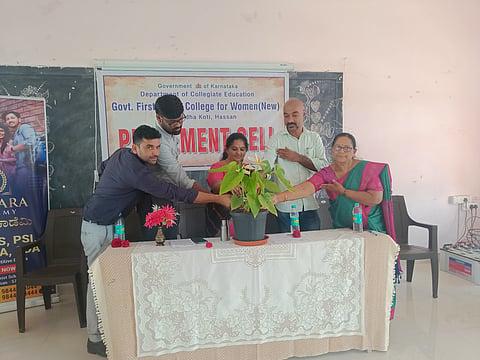 ವಿದ್ಯಾರ್ಥಿಗಳು ಕಾರ್ಯಪ್ರವೃತ್ತರಾಗಬೇಕು : ಪಿ.ಆರ್.ಶಿವಕುಮಾರ್