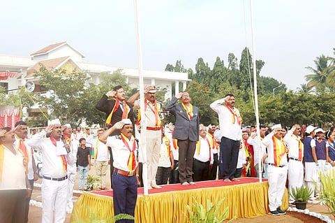 HUN-NOV-1-1(FLAG HOISTING IN RAJYOTSAVA)