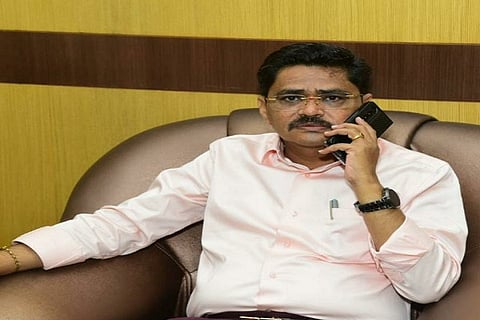 HVR Tahasildar Girish Swadi