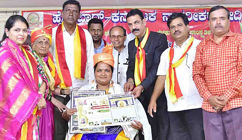 State Level Award To Ujwala Dakulagi photo