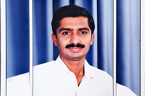 Venkatesh F