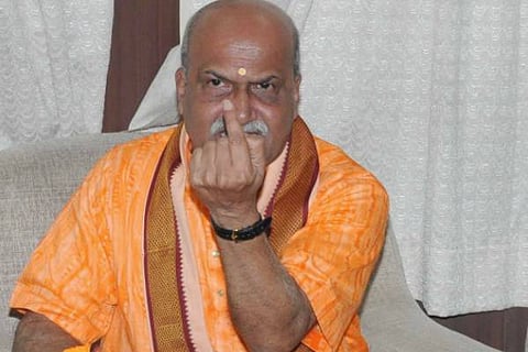 pramod muthalik