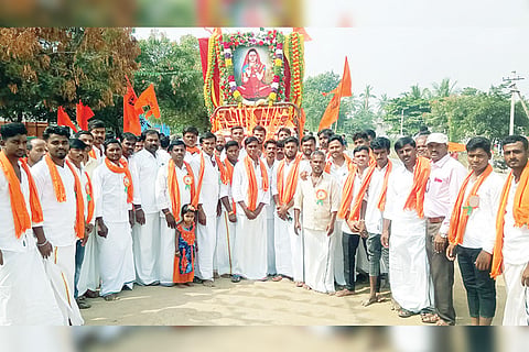 011222 Aminagada Hemareddy Mallamma Jayanti