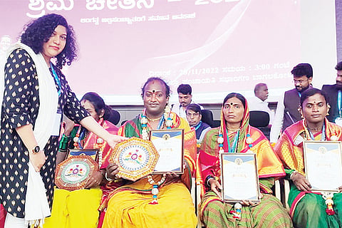 011222 Basapattana Shrama Cehtana Award
