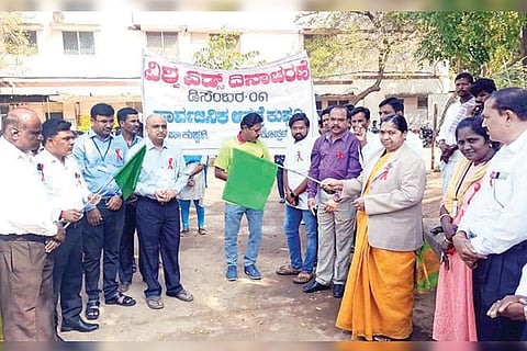 011222 Kushtagi AIDS prevention awareness march