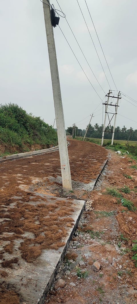 08-12-rama-road