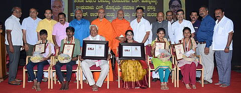 08_12_Mdy_02(Award)