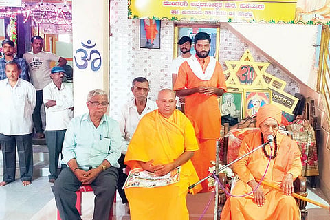 18122022 kukanour swamiji visit