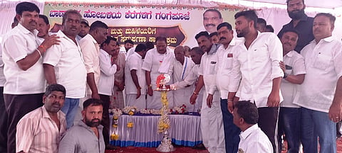 ಗಂಗಾಪೂಜೆ,ಬಾಗಿನ ಸಮರ್ಪಣೆ ಹಾಗೂ ಹರಿಶಿನ, ಕುಂಕುಮ ವಿತರಣೆ ಕಾರ್ಯಕ್ರಮ