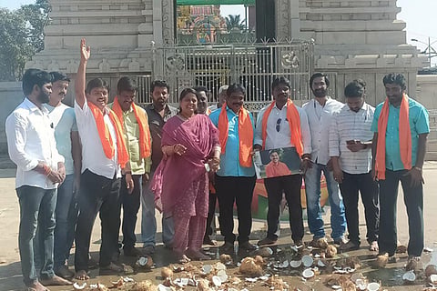 221222 Ballari Kanakadurugamma Reddy Fan 105 Cocunet