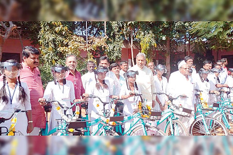 271222 Mannerala Free Cycle