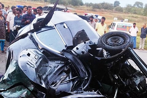 Car F