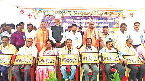 HUN-DEC-17-2(HONOUR TO PROMOTED TEACHERS)