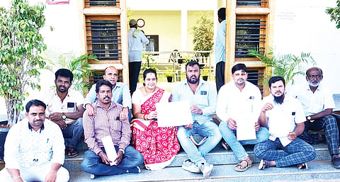 HUN-DEC-28-5(CMC COUNCILLORS STRIKE)