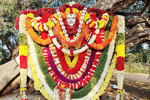 JEETAMITRRU
