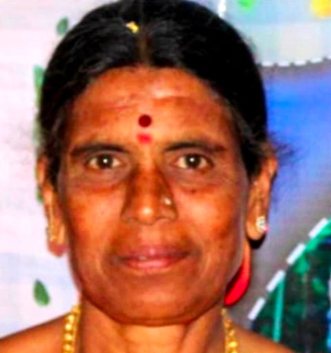 ಹಾಡುಹಗಲೇ ಮಹಿಳೆಯ ಕತ್ತು ಸೀಳಿ ಕೊಲೆ