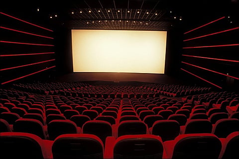 emoty theatre