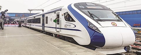 h6-vande bharat rail