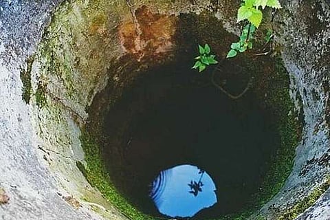 ಬಾವಿಗೆ ಹಾರಿದ ಯುವತಿ