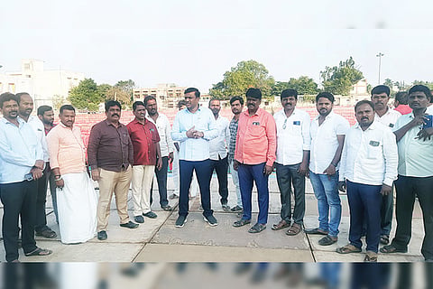 020123 HB Halli Congress Sartha namana Stage Visit