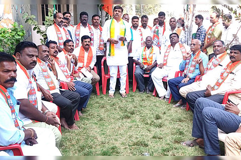 020123 Kampli BJP Booth Vijay