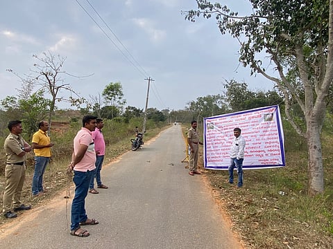 ಅಧಿಕಾರಿಗಳ ಸೂಚನೆ ಮೇರೆಗೆ ರಾಸುಗಳ ಜಾತ್ರೆ ನಿಷೇಧ!?..
