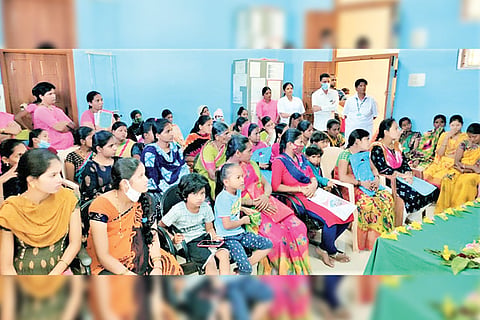 100123 Sanduru Health checkup camp for pregnant women