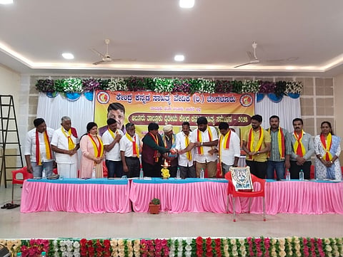 ಕನ್ನಡವನ್ನು ಧರಿಸಬೇಕು ಮತ್ತು ಆಧರಿಸಬೇಕು: ಎಂ. ಶಿವಣ್ಣ