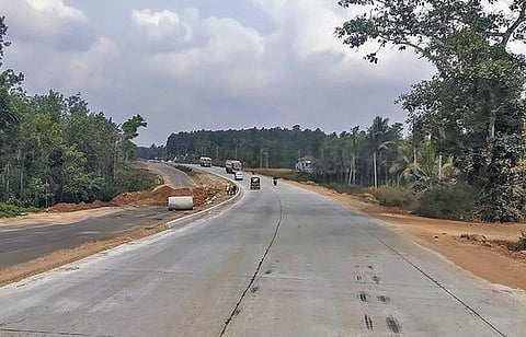 ಚತುಷ್ಪಥ ಕಾಮಗಾರಿ ಸುಗುಮವಾಗುವ ಹಂತ.!