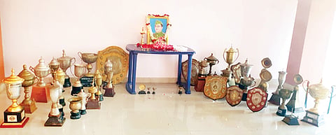 23sunti01