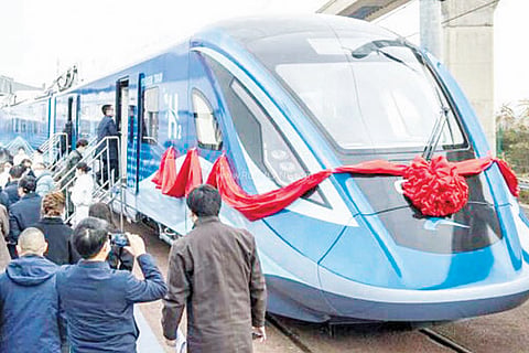587641