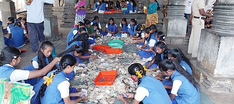 ಚನ್ನಕೇಶವ ಸ್ವಾಮಿ ದೇಗುಲದಲ್ಲಿದ್ದ  ಹುಂಡಿ ಏಣಿಕೆ
