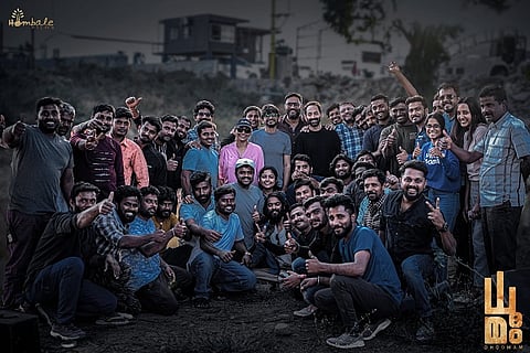 Dhoomam - Complete