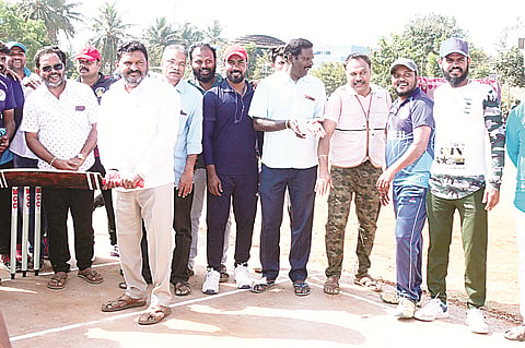 HUN-JAN-6-1(CRICKET TOURNMENT)