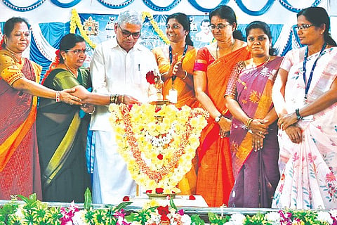 Molakalmuru, women, seminar, public awareness forum,