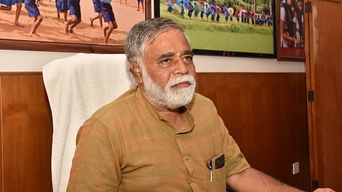 ಸಿದ್ದರಾಮಯ್ಯ ಕುರಿತ ಪುಸ್ತಕ ಬಿಡುಗಡೆಗೆ ತಡೆ ಅರ್ಥವಾಗದ ನಡೆ