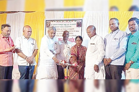 080223 Hanumasagara Comedy and music program