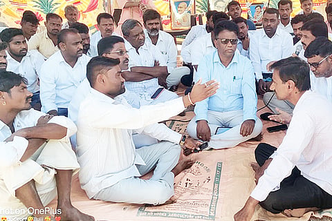 140223 Kavitala Villagers Protest