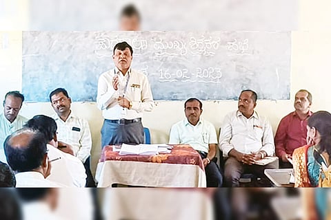 160223 Huvinahadagali Teachers Meeting