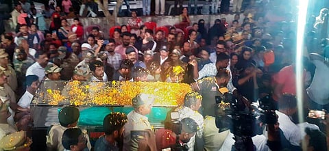 ಕಾಳ್ಗಿಚ್ಚಿಗೆ ಬಲಿಯಾದ ಅರಣ್ಯ ರಕ್ಷಕ ಸುಂದರೇಶ್